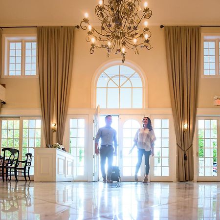 Suttons Bay Inn At Black Star Farms מראה חיצוני תמונה