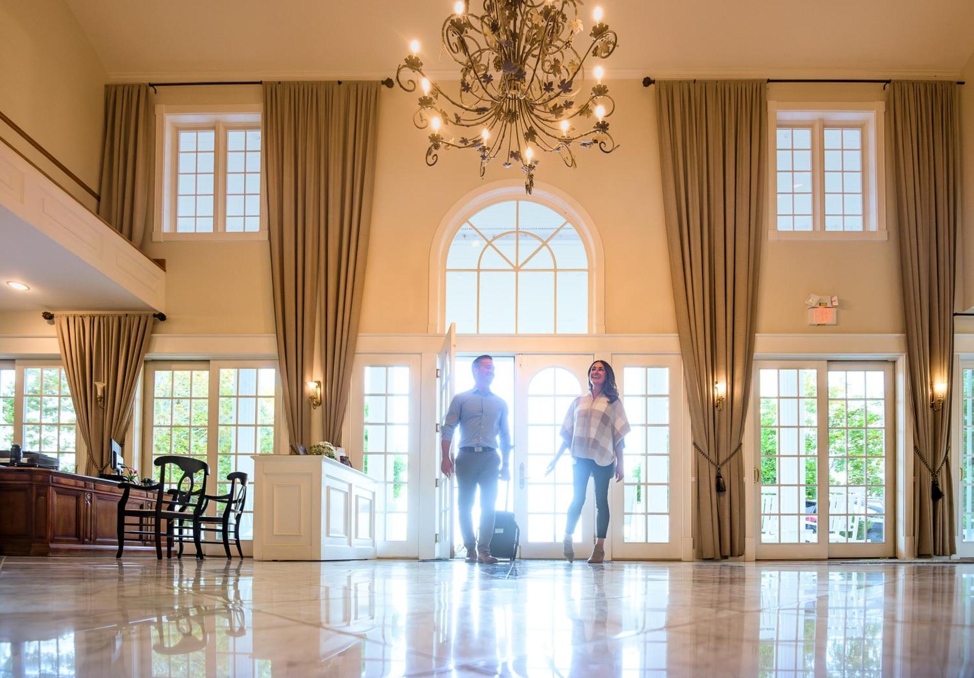 Suttons Bay Inn At Black Star Farms מראה חיצוני תמונה